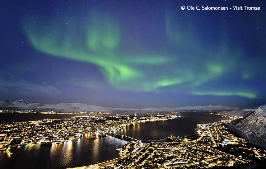 TUI Berlin, Reisen, TUI Wolters, Nordland, Island, Reiseberatung, Rundreisen, Island, Norwegen, Finnland, Husky, Nordlichter Silvester, Fjord, Weihnachten