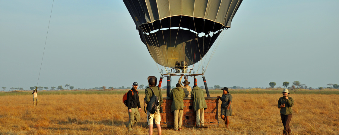 TUI, Berlin, Heissluftballon Sambia, Safari, Reisebüro, Beratung, Kafue Nationalpark, Wilderness,Tierbeobachtung, Buscherlebnis, Camp, Nilpferd, Elefant