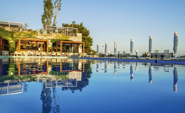 Skiathos Palace Poolbereich - Unbekannte Griechische Inseln