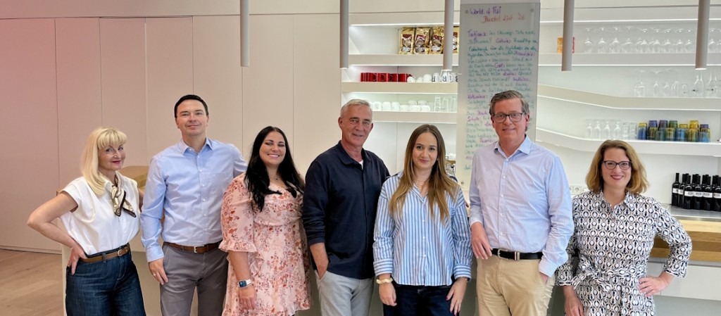 World of TUI Berlin Team 1140 x 500