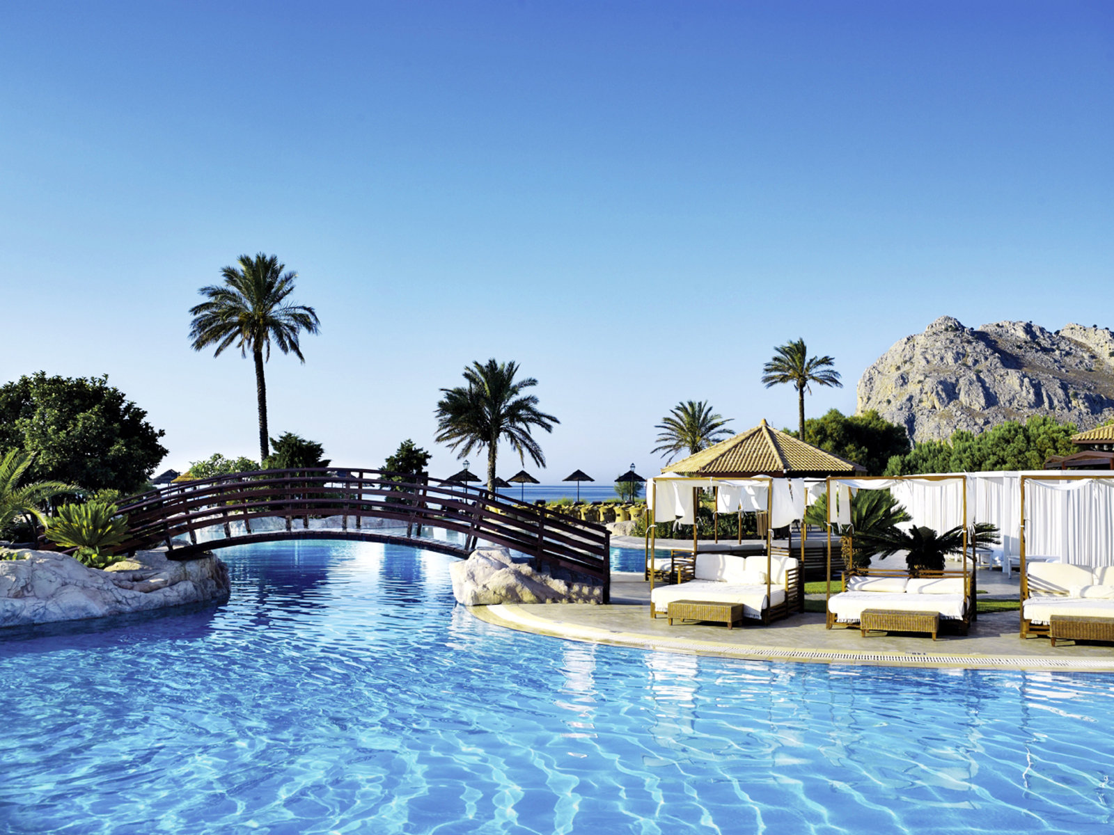 TUI, World of TUI, Berlin, Reisebuero, Rabatte, Angebote, Deals, Strandurlaub, Sonne, Meer, TUI Hotels, ROBINSO, SENSIMAR, MAGIC LIFE, best FAMILY