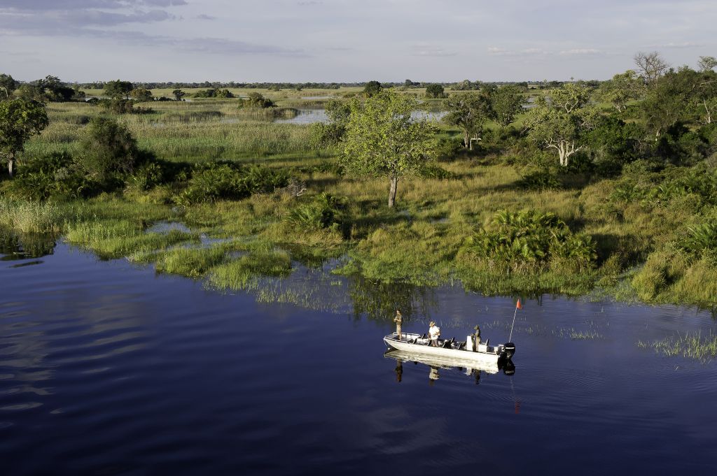 Bootsfahrt im Okavango Delta in Botswana