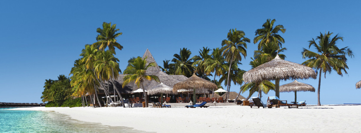 Paradiesischer Sandstrand im Veligandu Island